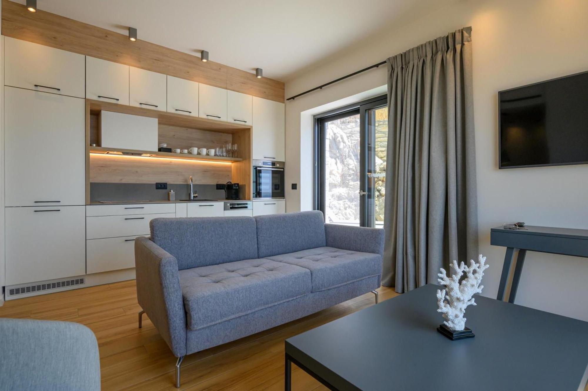 Mani Suites Ayos Nikolaos Dış mekan fotoğraf
